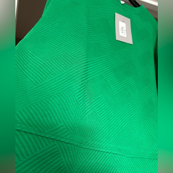 See And Be Seen Green Textured Top - Small - Picture 6 of 7